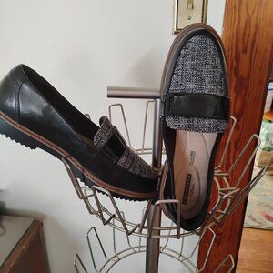 Clarks black leather and marled fabric loafer